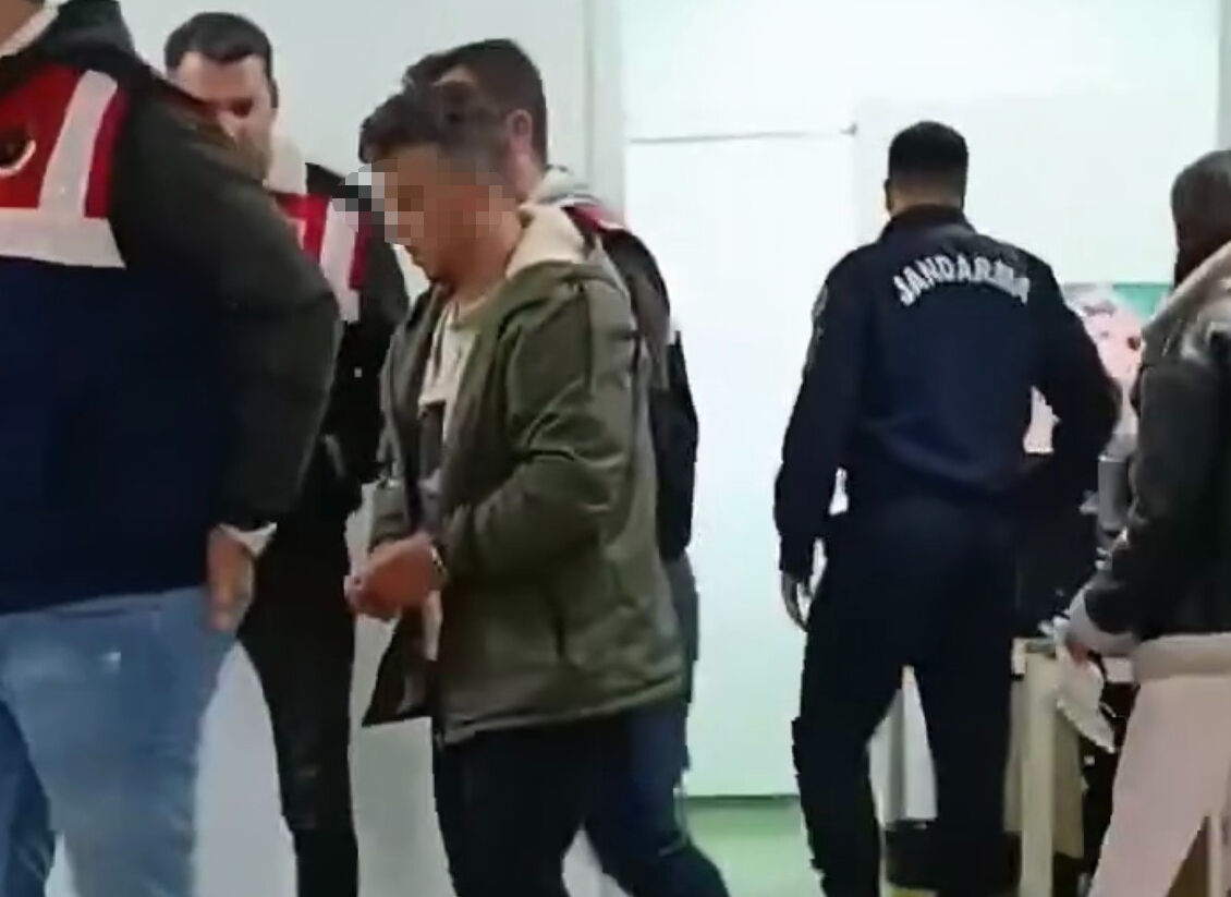 Ağaca asılı cesedi bulunmuştu! Genç kadının en yakını tutuklandı - 1. Resim