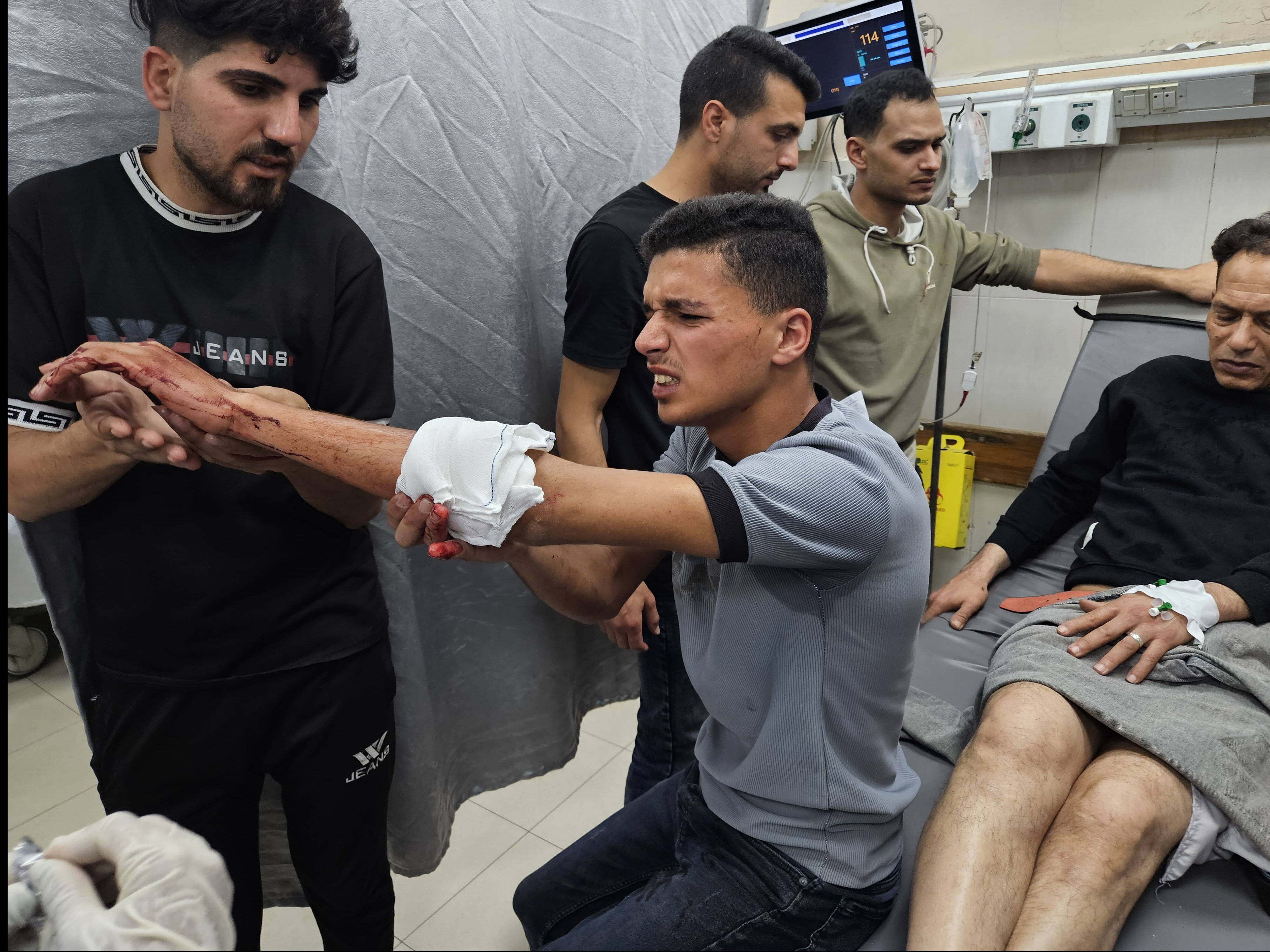 Hamas'ın üst düzey ismine suikast girişimi! Gazze'de hastane vuruldu, çok sayıda ölü ve yaralı var - 2. Resim