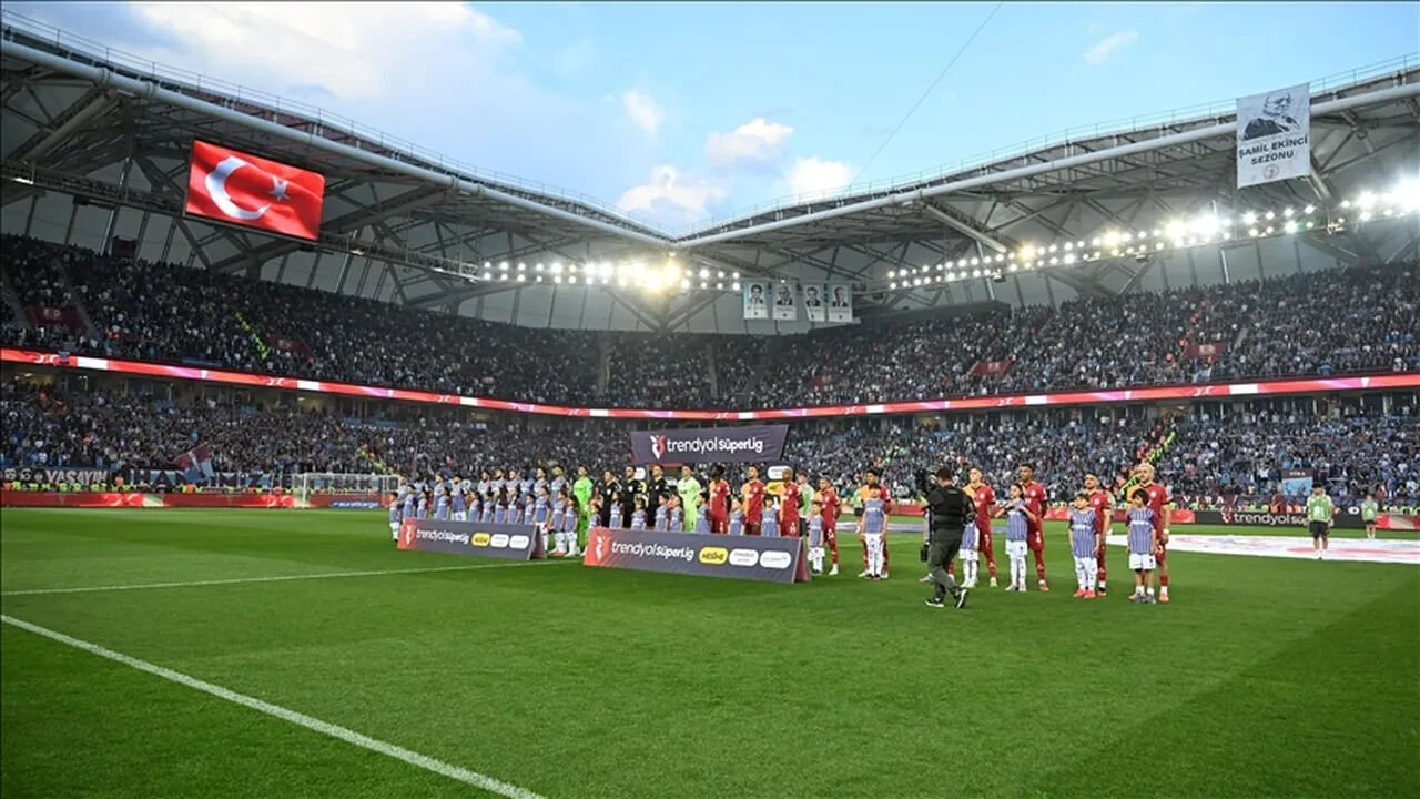 Galatasaray tam kadro sahada! Trabzonspor-Galatasaray maçında muhtemel 11'ler belli oldu - 4. Resim