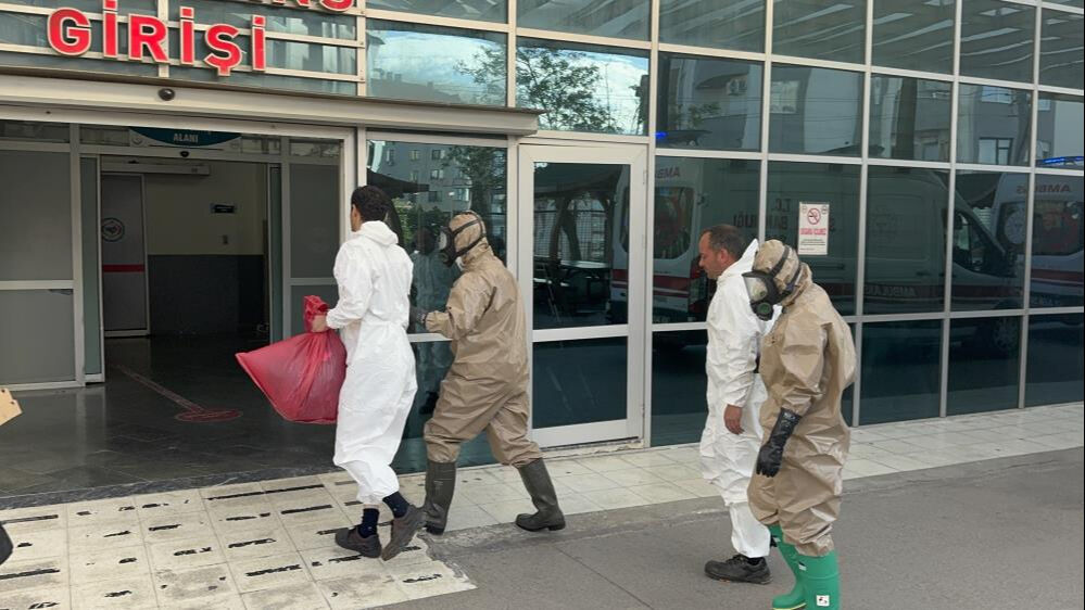 Kocaeli'de kimyasal temas paniği: 4 işçi hastaneye kaldırıldı - 1. Resim