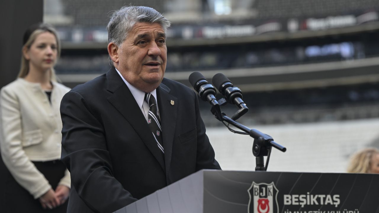 Mazbatasını alan Serdal Adalı'dan ilk açıklama: Kaotik günler geride kaldı Mazbatasını alan Serdal Adalı'dan ilk açıklama: Kaotik günler geride kaldı
