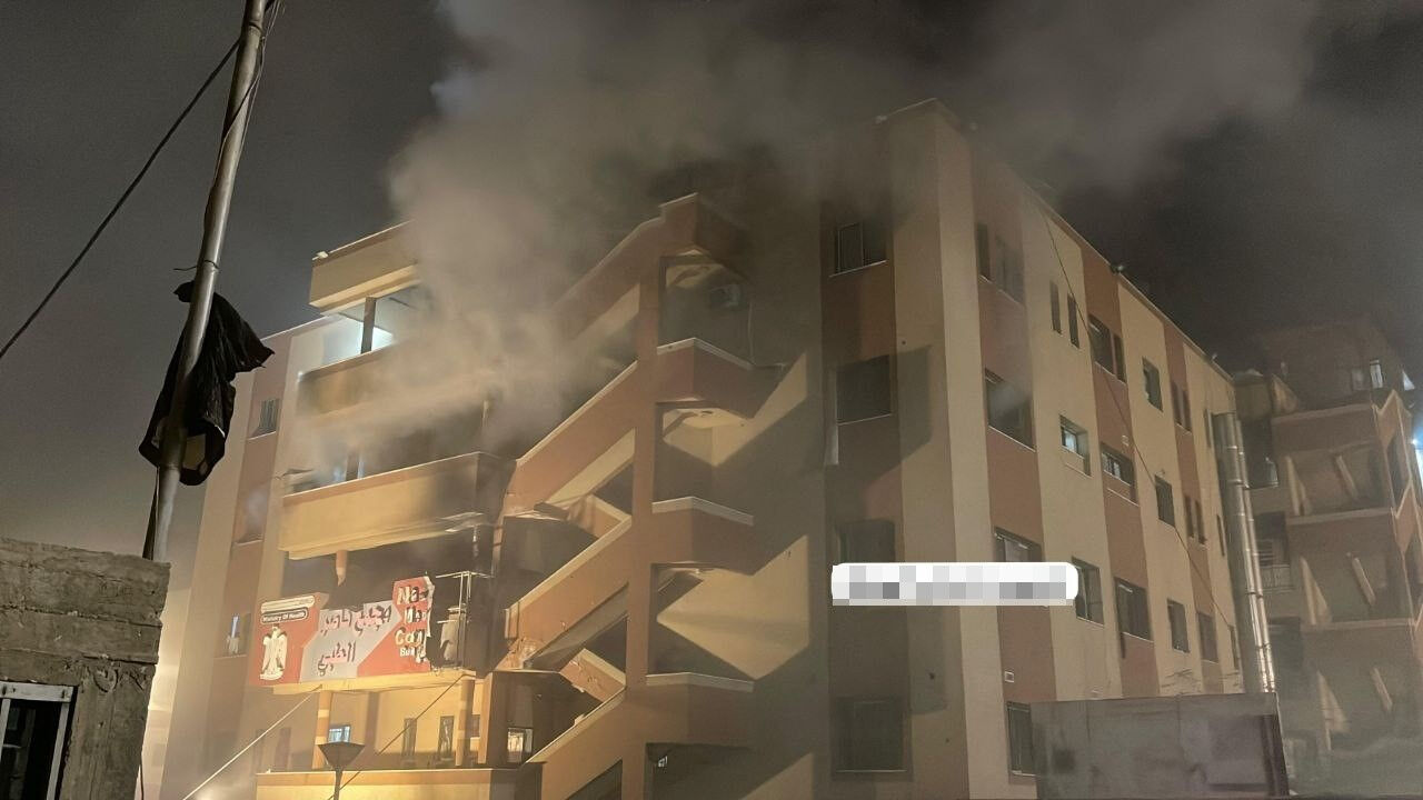 Siyonist ordusu hastaneyi vurdu! Bir gazeteci öldü, çok sayıda yaralı var - 1. Resim