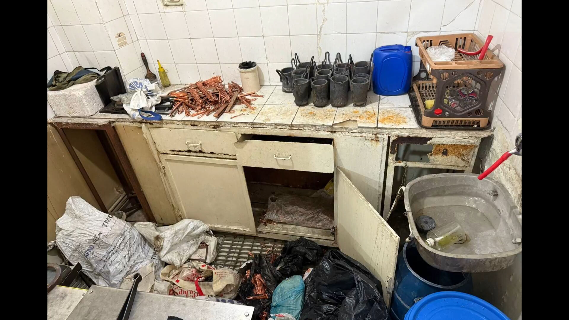 49 ilde tefecilere ve dolandırıcılara operasyon! 146 kişi yakalandı - 1. Resim