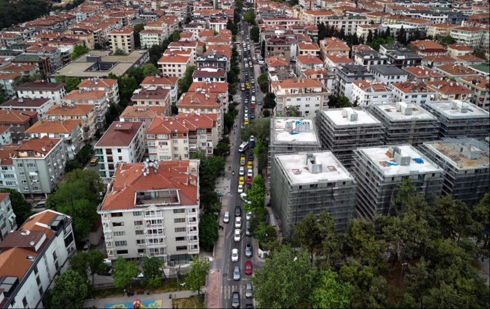 Bakırköy'de trafik çilesi! İSKİ yolu kapattı, vatandaşlar tepki gösterdi - 3. Resim