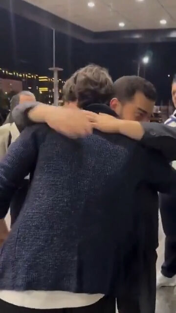 Burak Özçivit’e selam vermediği iddia edilen isim bakın kim çıktı! Duyunca şoke olacaksınız - 3. Resim