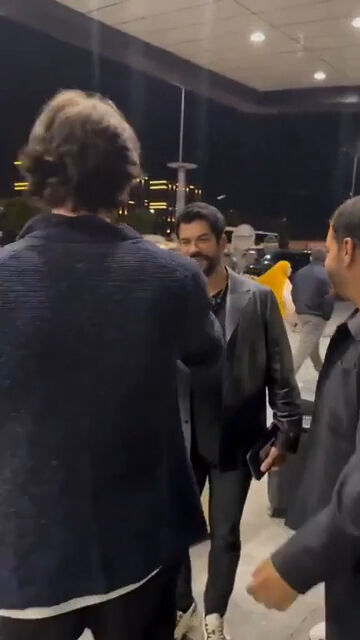 Burak Özçivit’e selam vermediği iddia edilen isim bakın kim çıktı! Duyunca şoke olacaksınız - 2. Resim