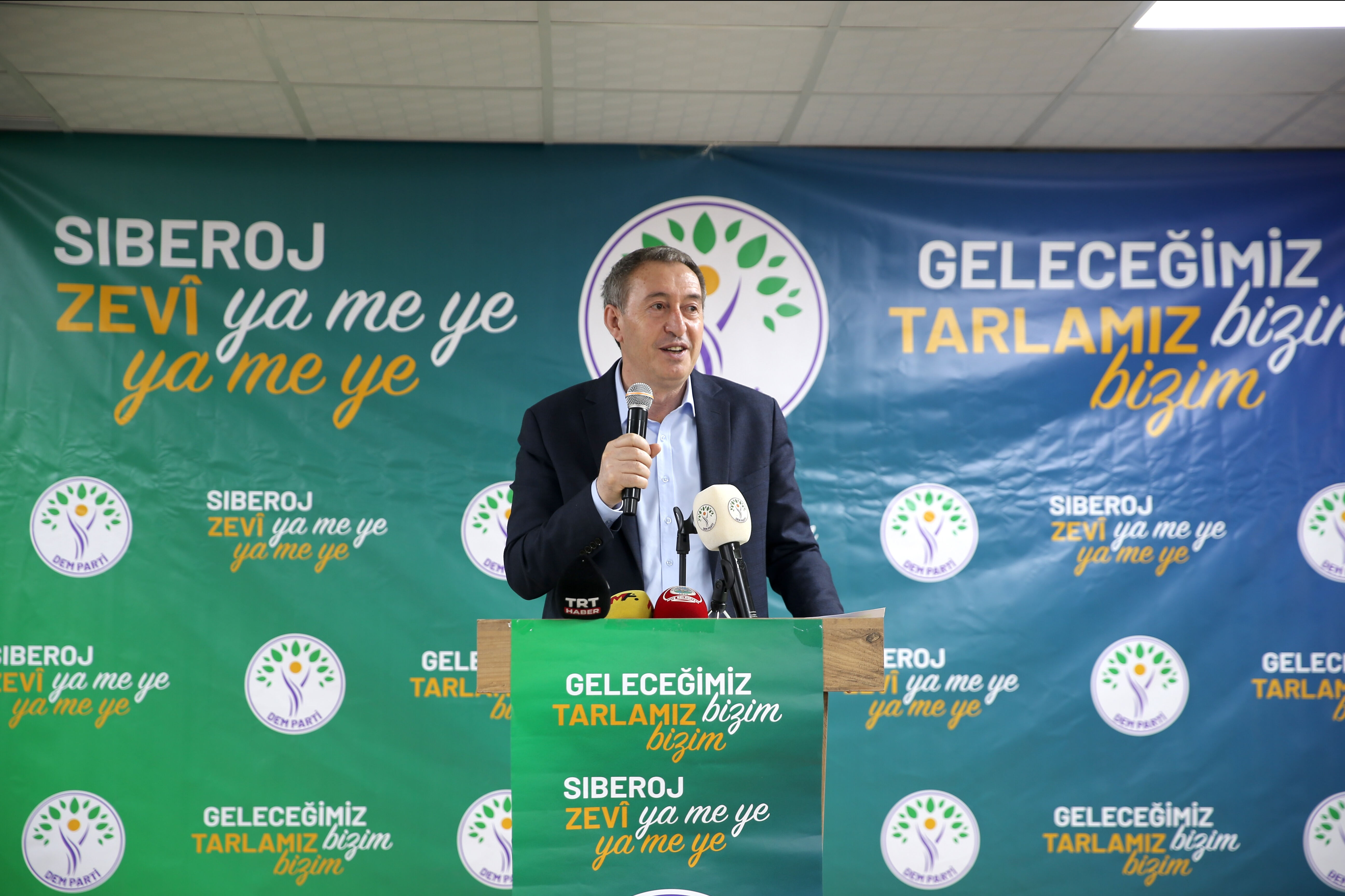 DEM Parti'den 'terörsüz Türkiye' mesajı: 1071'de kurduğumuz kader ortaklığı güncelleniyor - 1. Resim