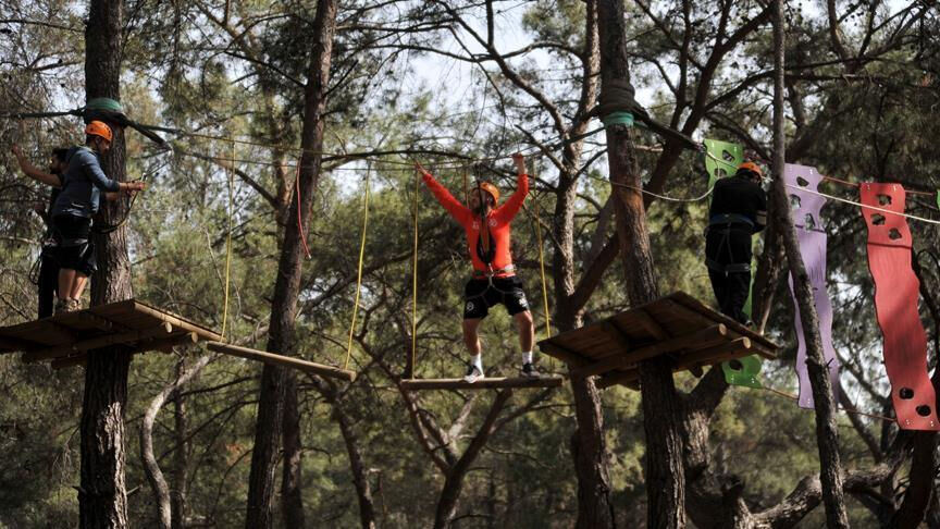 Gençlere ücretsiz tatil müjdesi! 2025 yaz gençlik kampları başvuruları başladı - 2. Resim