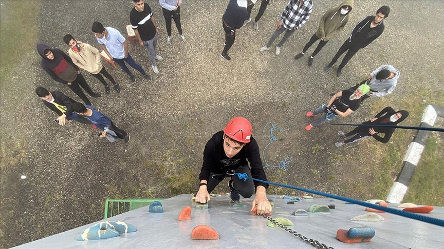 Gençlere ücretsiz tatil müjdesi! 2025 yaz gençlik kampları başvuruları başladı - 5. Resim