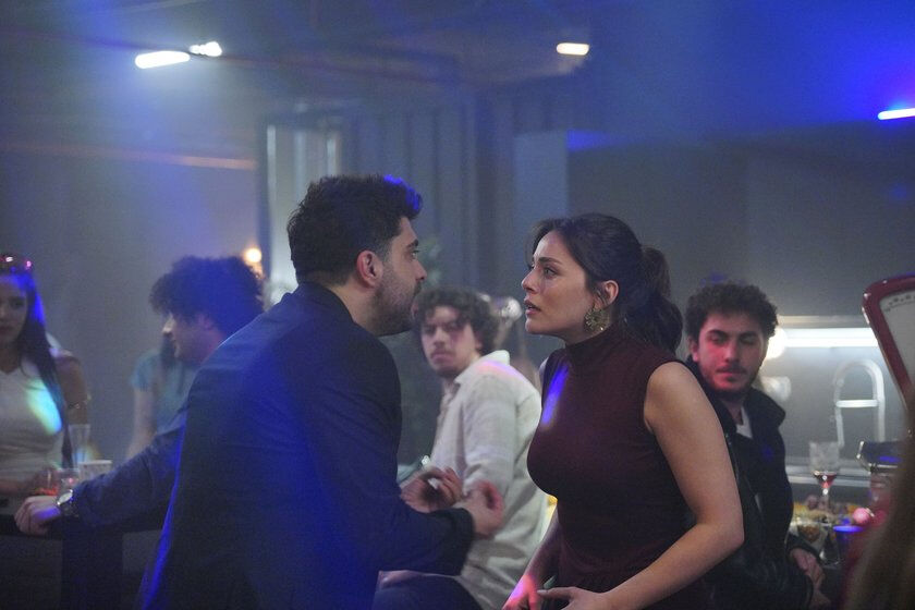 Kızılcık Şerbeti sezon finali ne zaman? Kızılcık Şerbeti'nde hangi oyuncular diziden ayrılacak? - 1. Resim