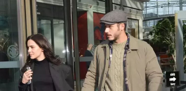 Kubilay Aka ve Hafsanur Sancaktutan evleniyor mu? 'Soyadını değiştirmek isterdim' cevabıyla gündeme gelmişti - 1. Resim