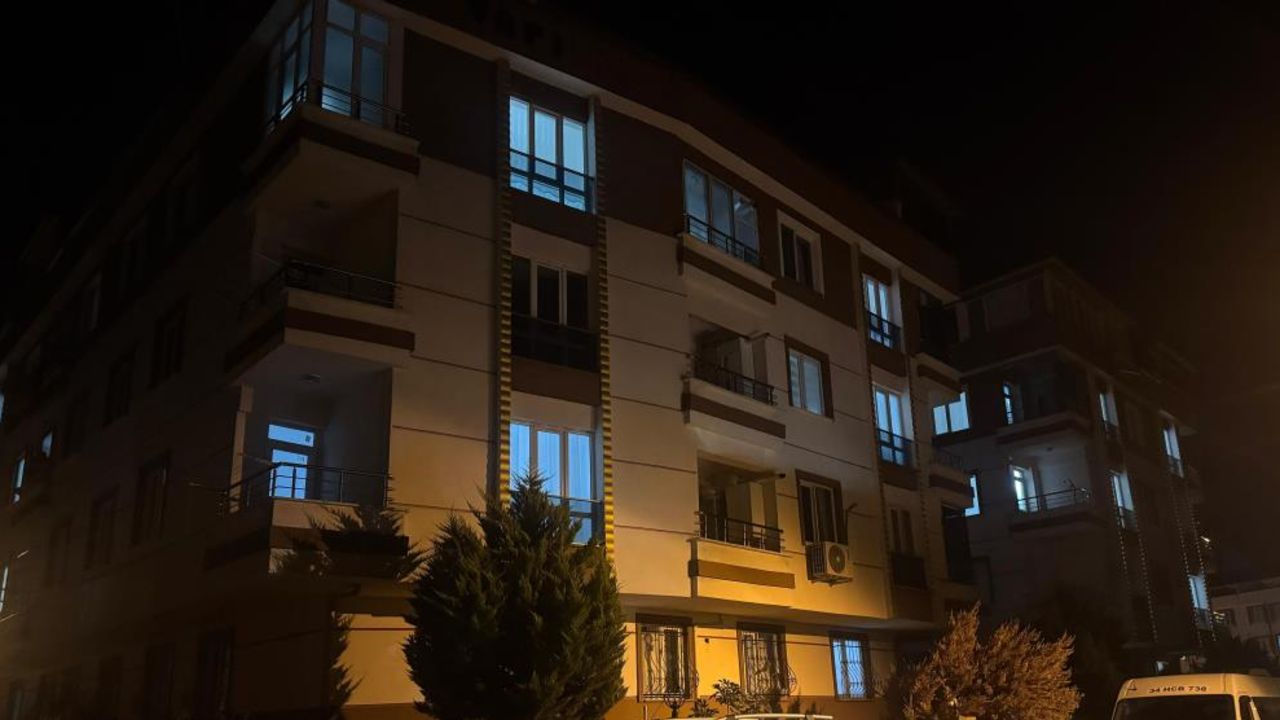 Tekirdağ'da dehşete düşüren cinayet! Bir genç babası tarafından kurşuna dizildi... Tekirdağ'da dehşete düşüren cinayet! Bir genç babası tarafından kurşuna dizildi...