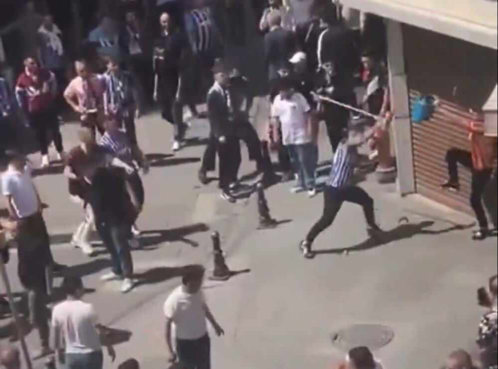 Türkiye Kupası finali öncesi ortalık karıştı! Galatasaray ve Trabzonspor taraftarı birbirine girdi - 2. Resim