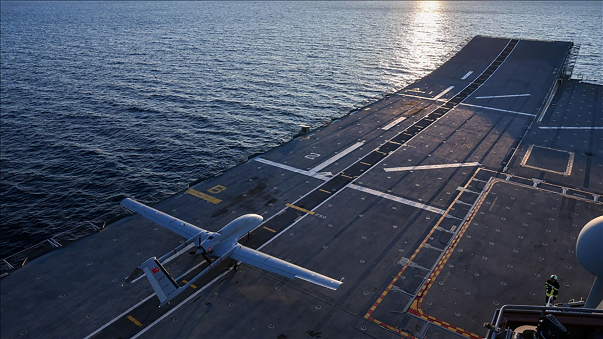 Türkiye'nin denizdeki gücünde tarihi an! Yerli SİHA'lar dünyaya meydan okuyor - 3. Resim