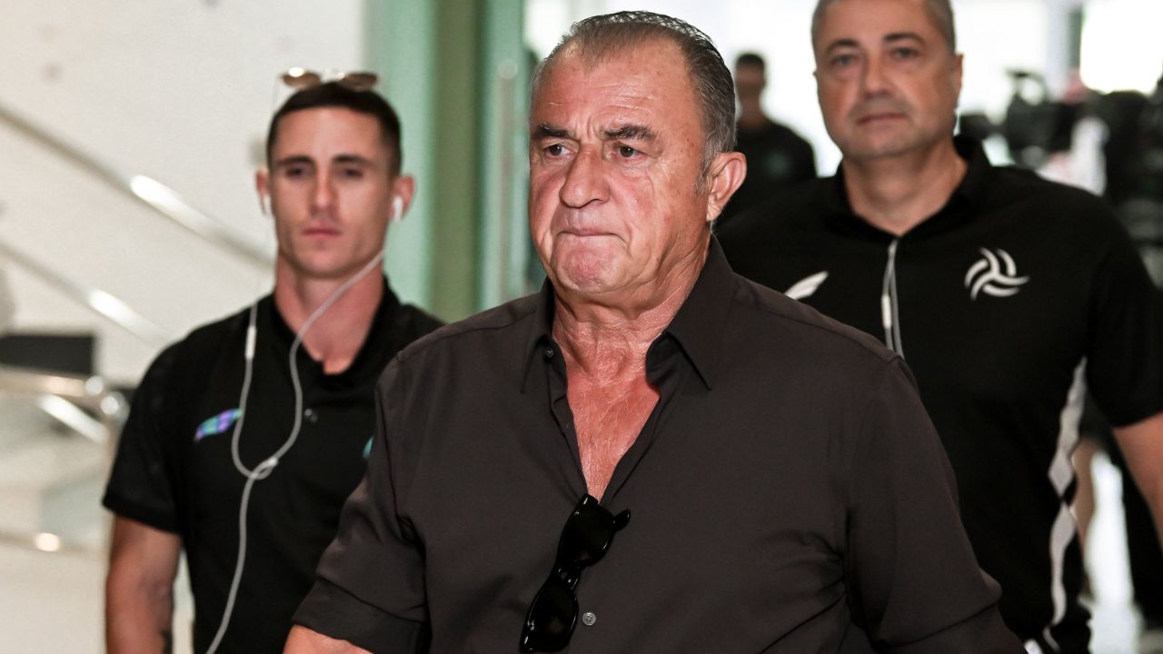 Fatih Terim'li Al Shabab'dan deplasmanda kritik galibiyet! Fatih Terim'li Al Shabab'dan deplasmanda kritik galibiyet!