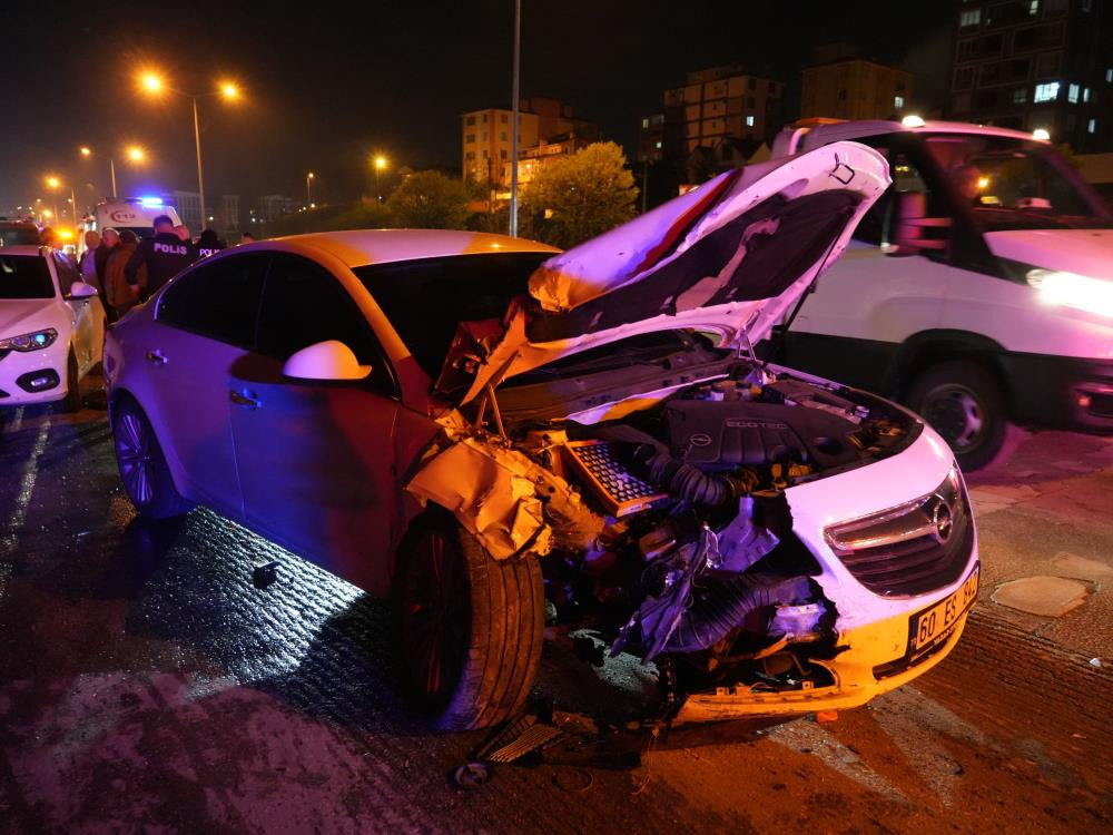 Kastamonu'da zincirleme kaza! 9 kişi hastanelik oldu - 4. Resim