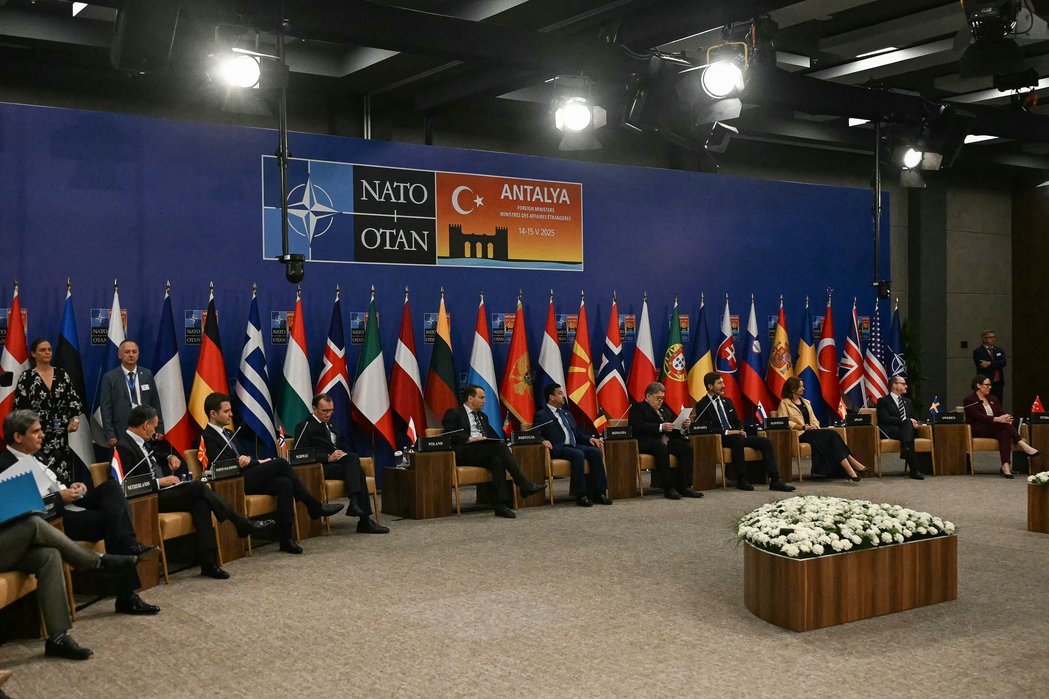 NATO, Antalya'da toplandı! Masada 'barış' konusu var - 4. Resim