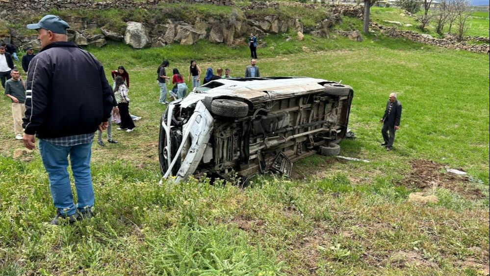 Öğrenci servisi devrildi! Çok sayıda yaralı var - 1. Resim