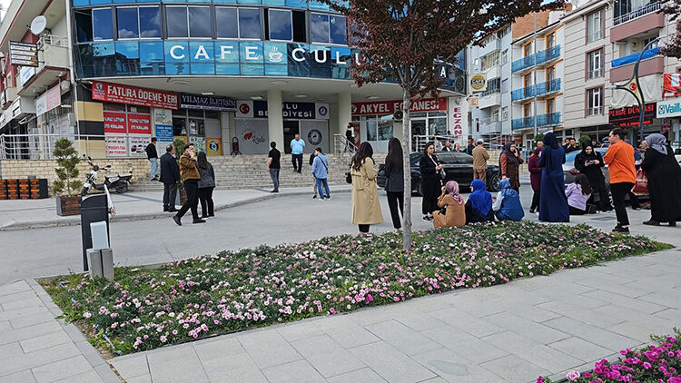 "Ünlü deprem uzmanlarının tahmini çürüdü!" Tuz Gölü fayı 7'ye varan yıkıcı depremler üretmiş - 1. Resim