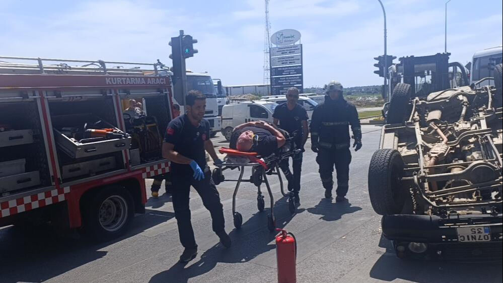 Antalya'da turistleri taşıyan safari aracı kaza yaptı! - 1. Resim