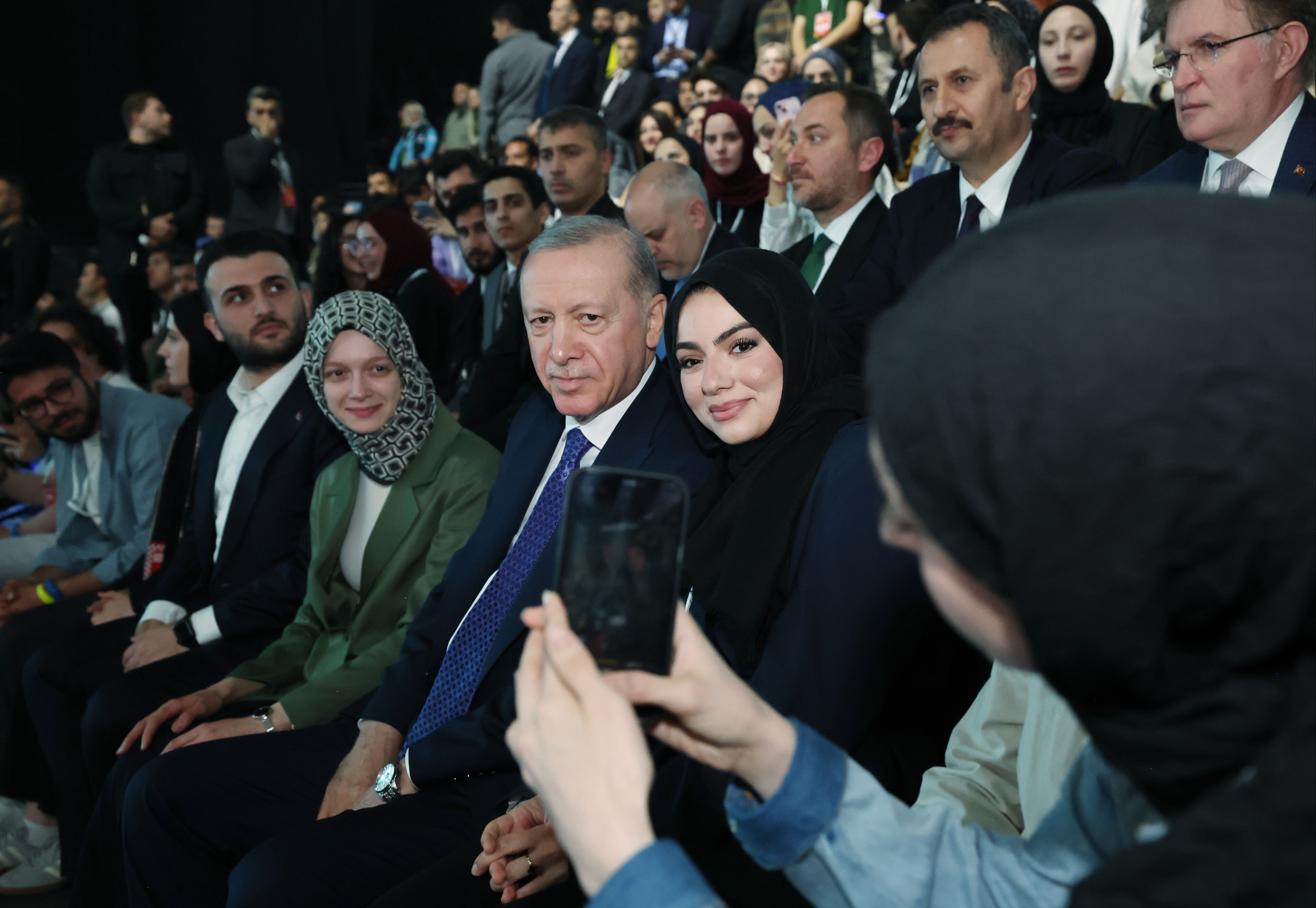 Cumhurbaşkanı Erdoğan'dan gençlere en güzel hediye: