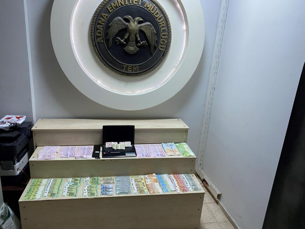 DEAŞ'a 3 milyon TL aktarmışlar! Adana'da 2 şüpheli tutuklandı - 1. Resim
