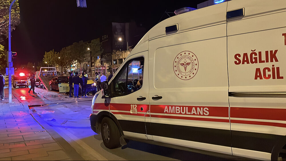 Kayseri'deki zincirleme kazada 5 kişi yaralandı! - 2. Resim