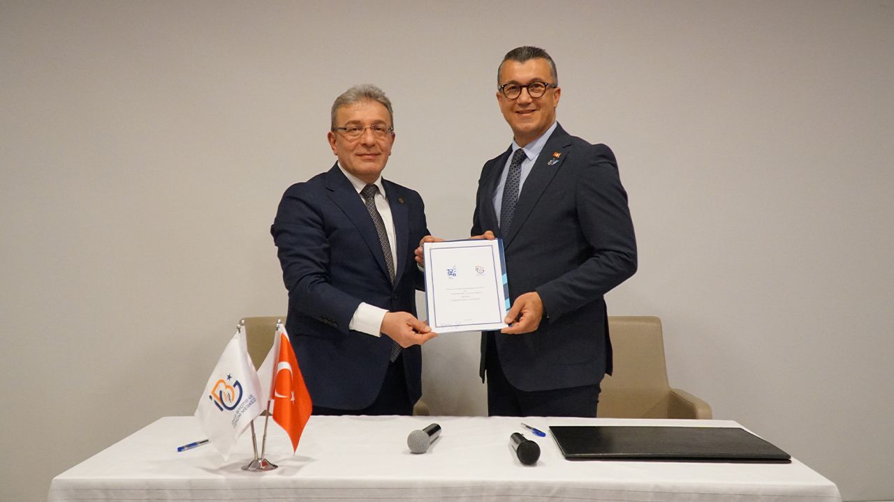 Prof. Dr. Yılmaz: İBG’nin tecrübesi, TÜSEB’in desteğiyle ürüne dönüşecek Prof. Dr. Yılmaz: İBG’nin tecrübesi, TÜSEB’in desteğiyle ürüne dönüşecek