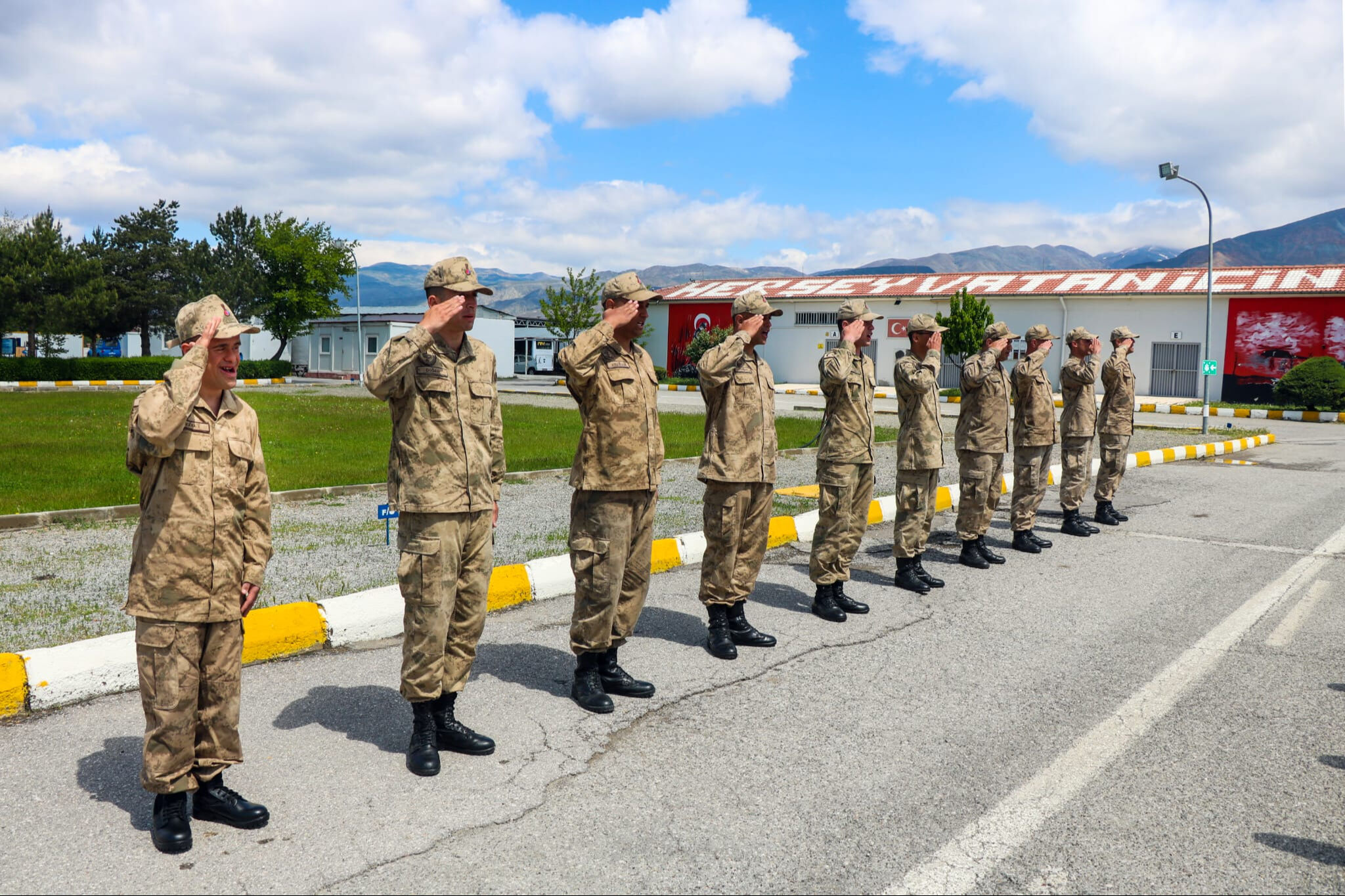 1 günlüğüne asker oldular, ömürlük gurur yaşadılar! 