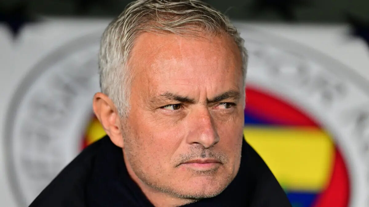 Fenerbahçe'de Mourinho Dönemi sona mı eriyor? Suudi Arabistan'dan dev teklif - 3. Resim