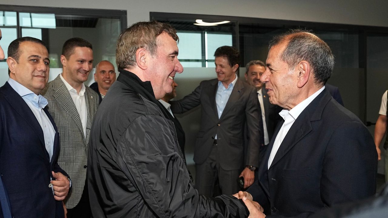 Galatasaray'ın UEFA zaferinin 25. Yılında efsaneler buluştu! Galatasaray'ın UEFA zaferinin 25. Yılında efsaneler buluştu!