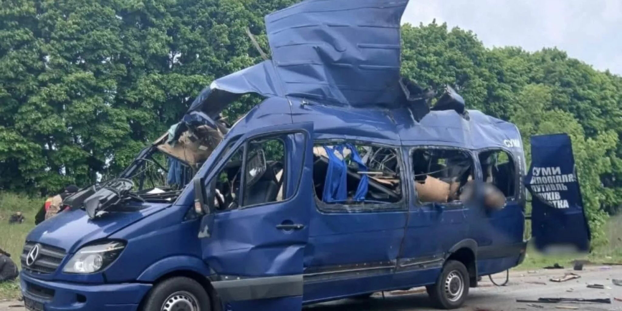İstanbul görüşmeleri sonrası dronlu saldırı! Rusya yolcu otobüsüne saldırdı: Çok sayıda Ukraynalı hayatını kaybetti - 1. Resim