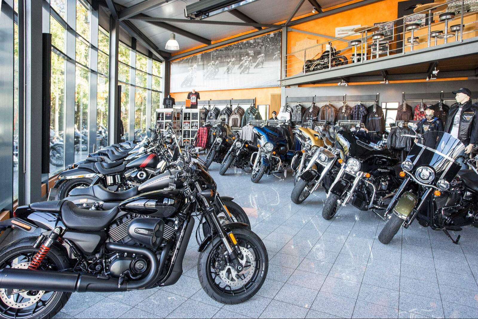 Motosiklet satışları sezon yaklaşmasına rağmen düşmeye devam ediyor! - 1. Resim