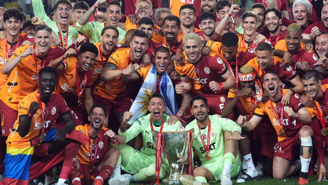 Bir puanla beş yıldız! Galatasaray, berabere bile kalsa şampiyon olacak Bir puanla beş yıldız! Galatasaray, berabere bile kalsa şampiyon olacak