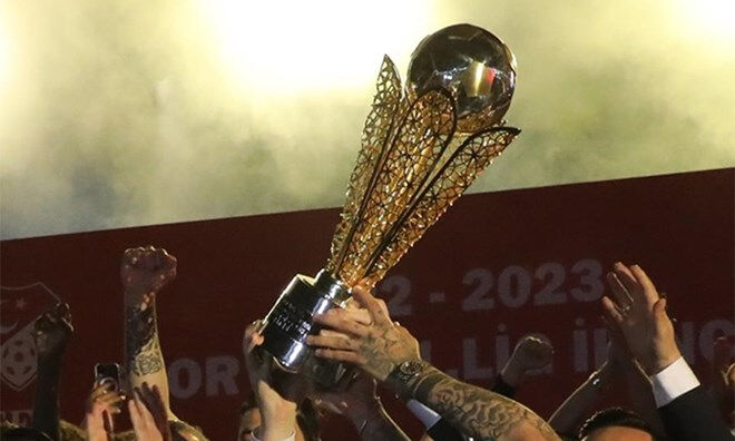 Galatasaray kupa töreni ne zaman? Sarı-Kırmızılı ekip 5 yıldız ilk Türk takımı oldu! - 1. Resim