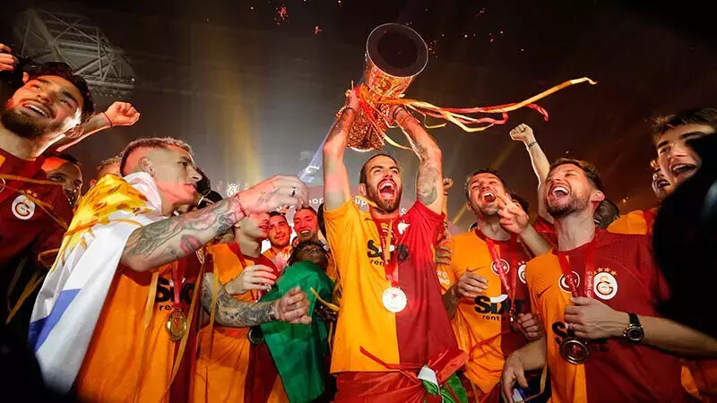 Galatasaray nasıl şampiyon olur, Galatasaray'ın şampiyon olmasına kaç puan kaldı? Süper Lig puan durumu - 3. Resim