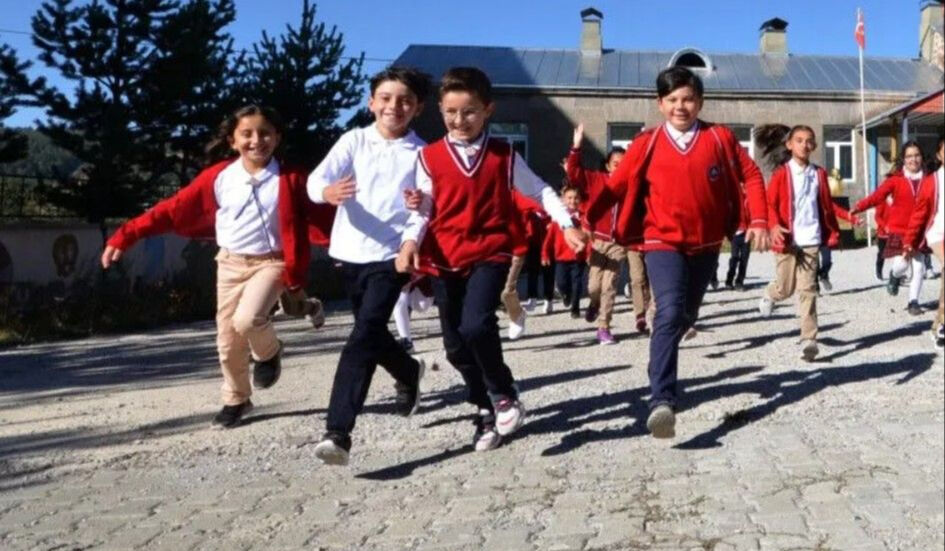 Okullar ne zaman kapanacak, yaz tatili ne zaman? 2025 Kurban Bayramı tatili ve yaz tatili - 3. Resim