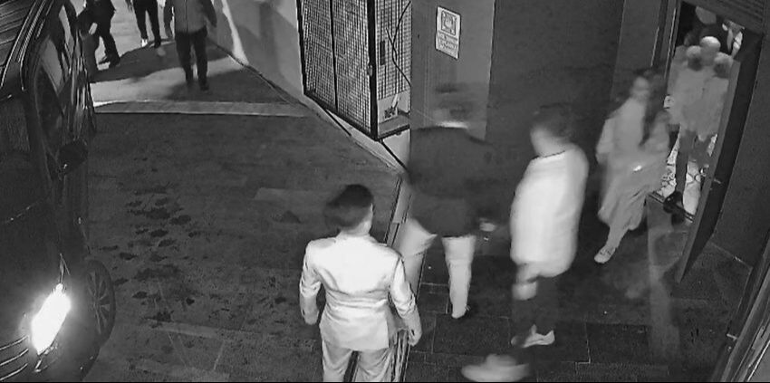 Sahne aldığı yerde ortalık karıştı! İsrail asıllı Türk şarkıcı Linet gözyaşları içinde Cumhurbaşkanı Erdoğan'dan yardım istedi - 3. Resim