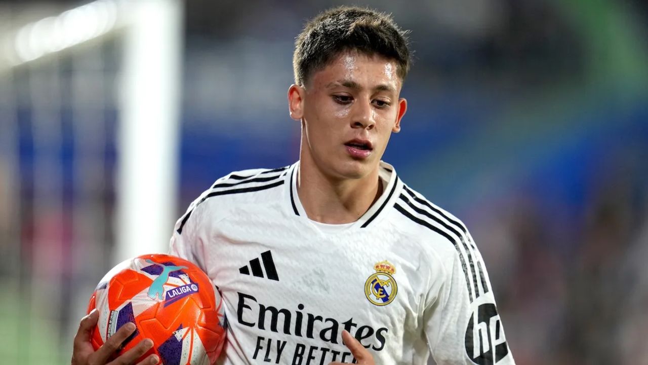 Sevilla - Real Madrid maçı hangi kanalda, saat kaçta, canlı yayın ne zaman? Arda Güler ilk 11'de bekleniyor! Sevilla - Real Madrid maçı hangi kanalda, saat kaçta, canlı yayın ne zaman? Arda Güler ilk 11'de bekleniyor!