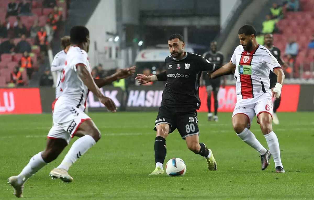 Sivasspor küme düştü mü? Süper Lig'de küme düşen takım belli oldu - 1. Resim