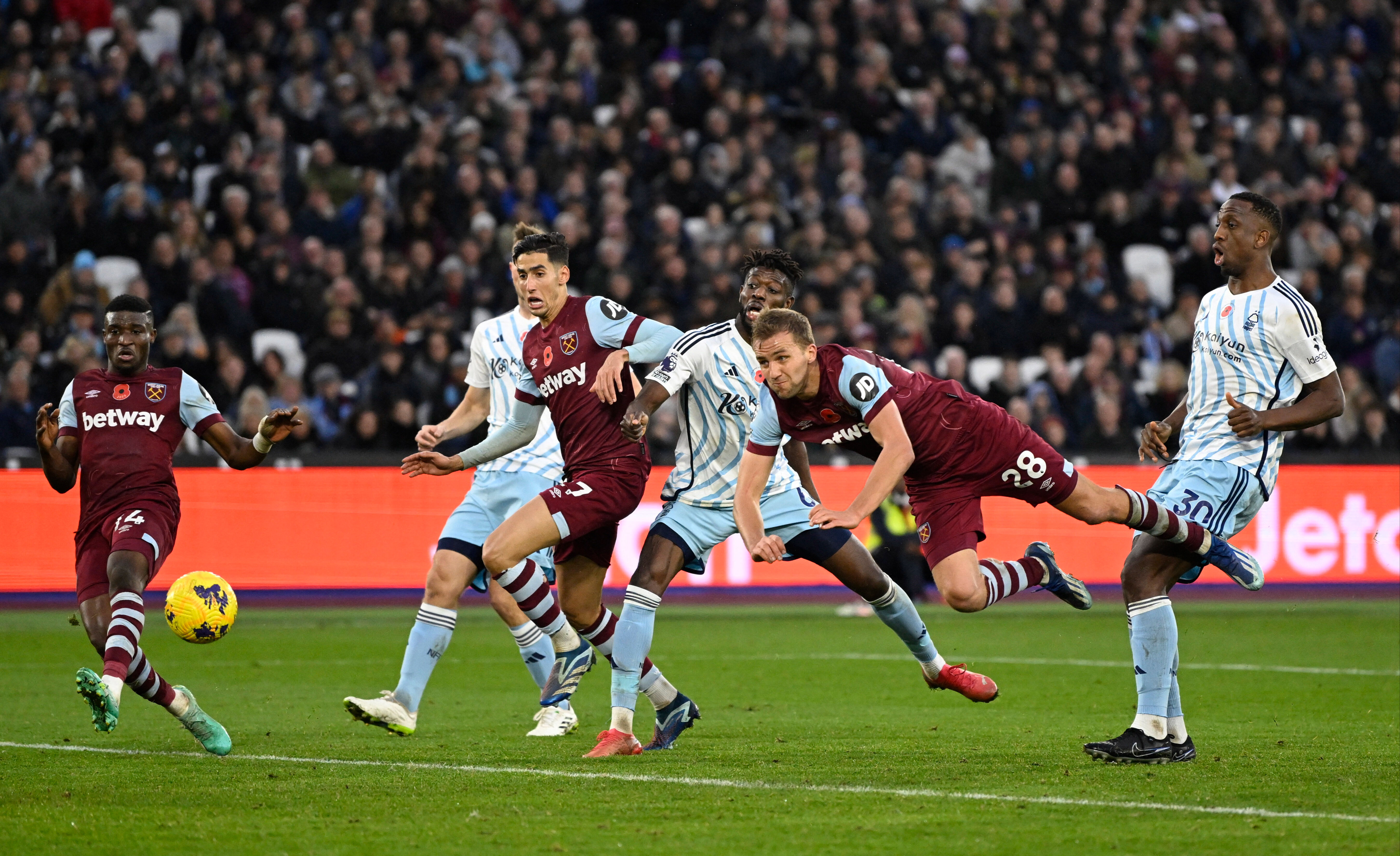West Ham United - Nottingham Forest maçı hangi kanalda, ne zaman? Premier Lig puan durum - 3. Resim