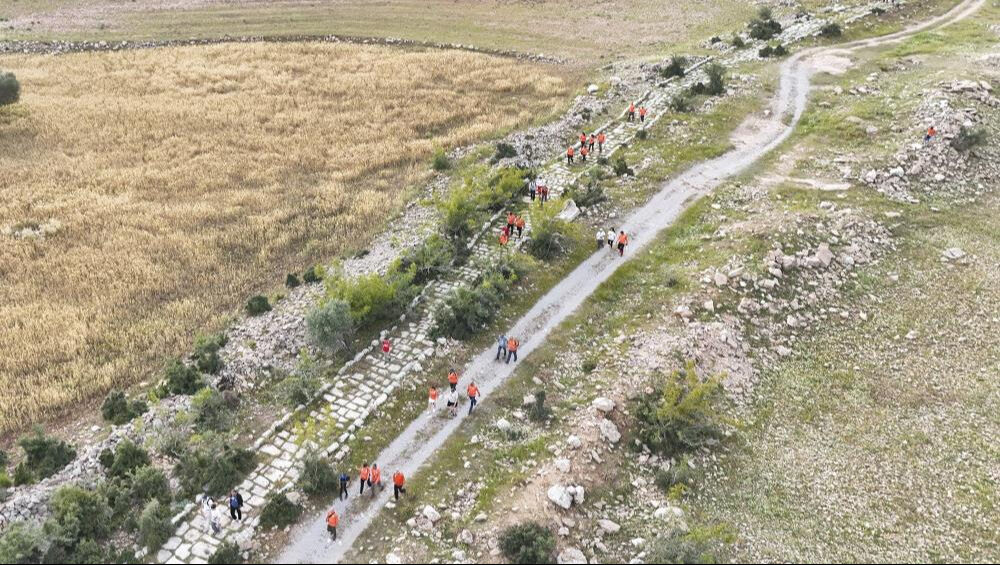 550 kilometre, 4 etap, 38 farklı parkur! Tarihi yol ziyaretçi akınına uğruyor - 1. Resim