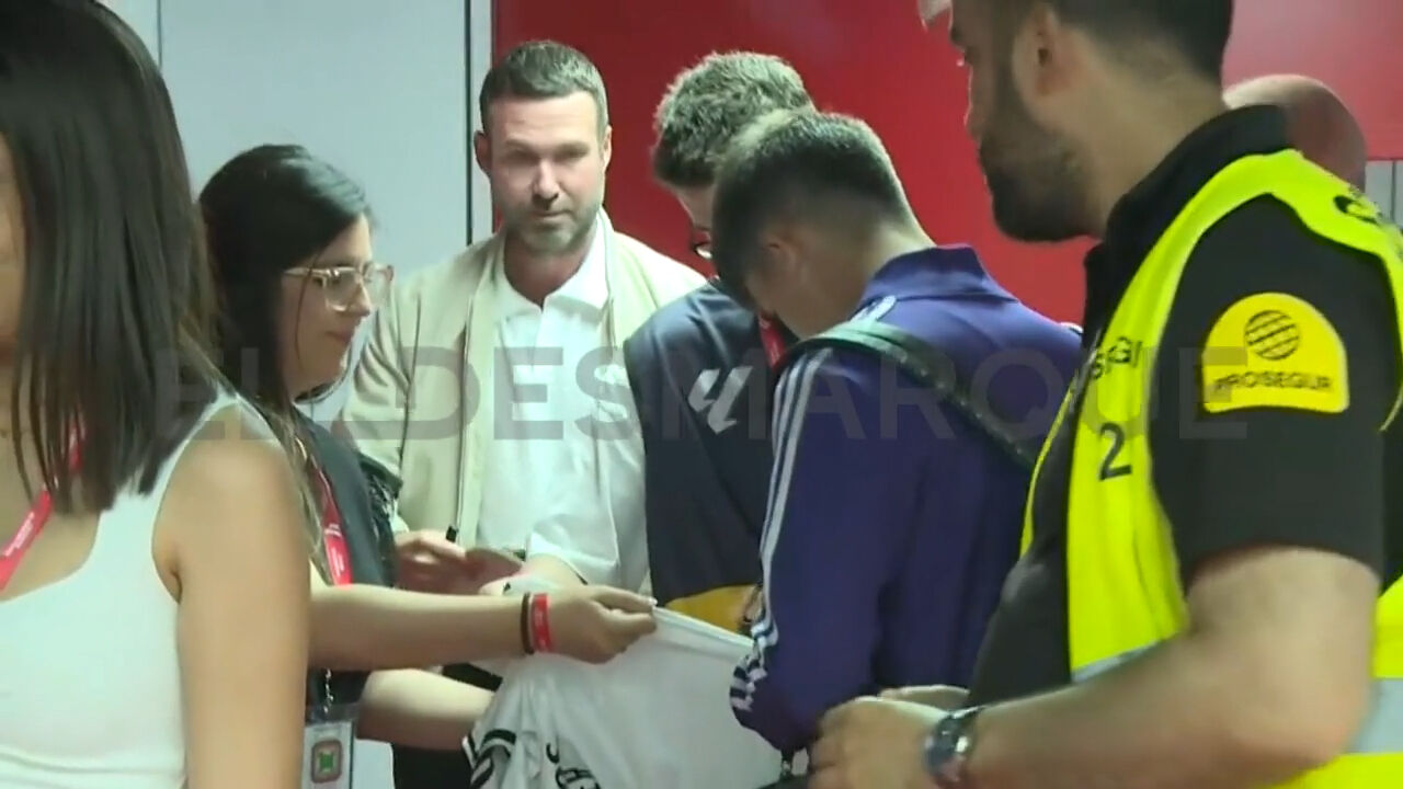 Arda Güler'in zor anları! Stattan çıkamadı, İspanya'da haber oldu - 1. Resim