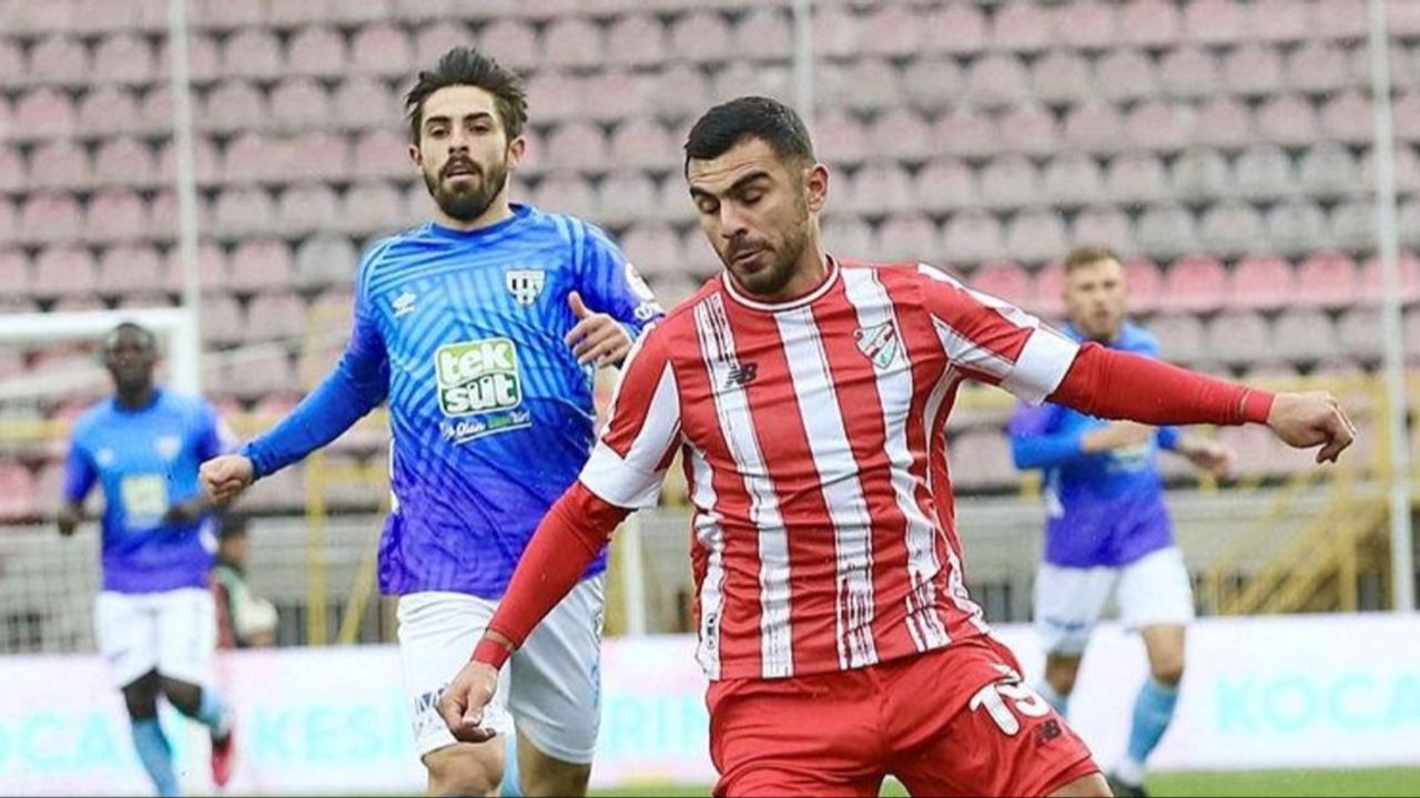 Boluspor - Bandırmaspor maçı hangi kanalda, ne zaman, nerede izlenir? Süper Lig'e yükselme mücadelesi devam ediyor! Boluspor - Bandırmaspor maçı hangi kanalda, ne zaman, nerede izlenir? Süper Lig'e yükselme mücadelesi devam ediyor!