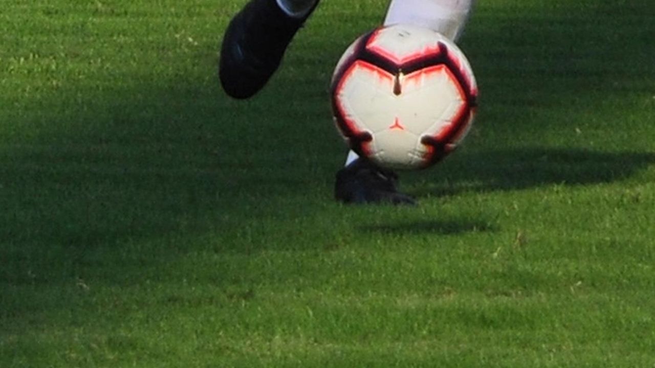 Süper Lig yolunda son viraj! Kritik karşılaşma şifresiz yayınlanacak Süper Lig yolunda son viraj! Kritik karşılaşma şifresiz yayınlanacak