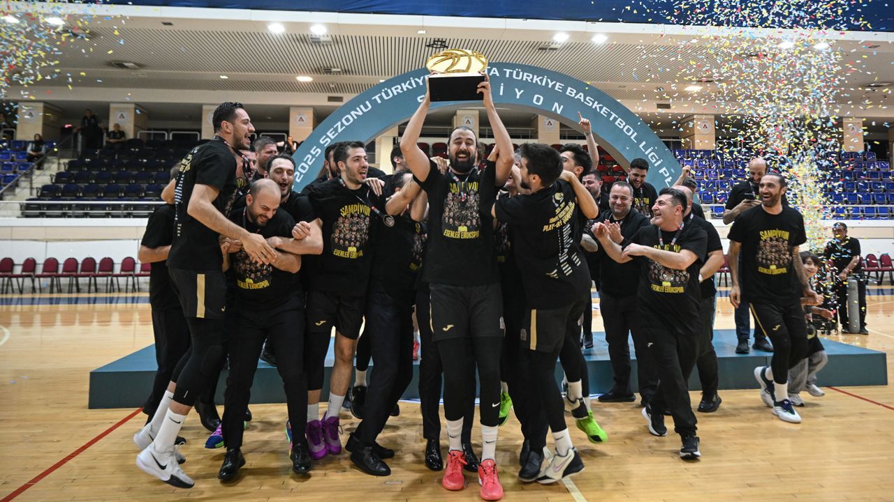 Türkiye Sigorta Türkiye Basketbol Liginde Esenler Erokspor Süper Lig'e yükseldi Türkiye Sigorta Türkiye Basketbol Liginde Esenler Erokspor Süper Lig'e yükseldi