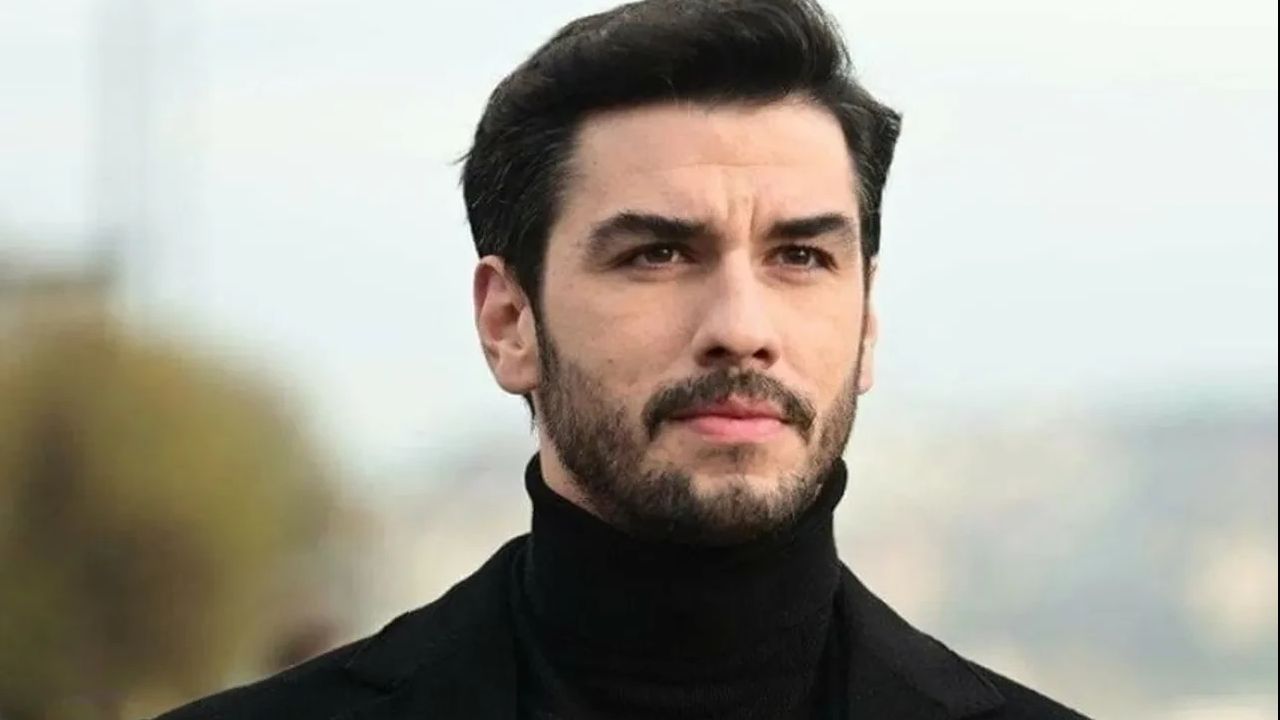 Aras Aydın kimdir, kaç yaşında? Evliliği ve kariyeri gündeme geldi Aras Aydın kimdir, kaç yaşında? Evliliği ve kariyeri gündeme geldi