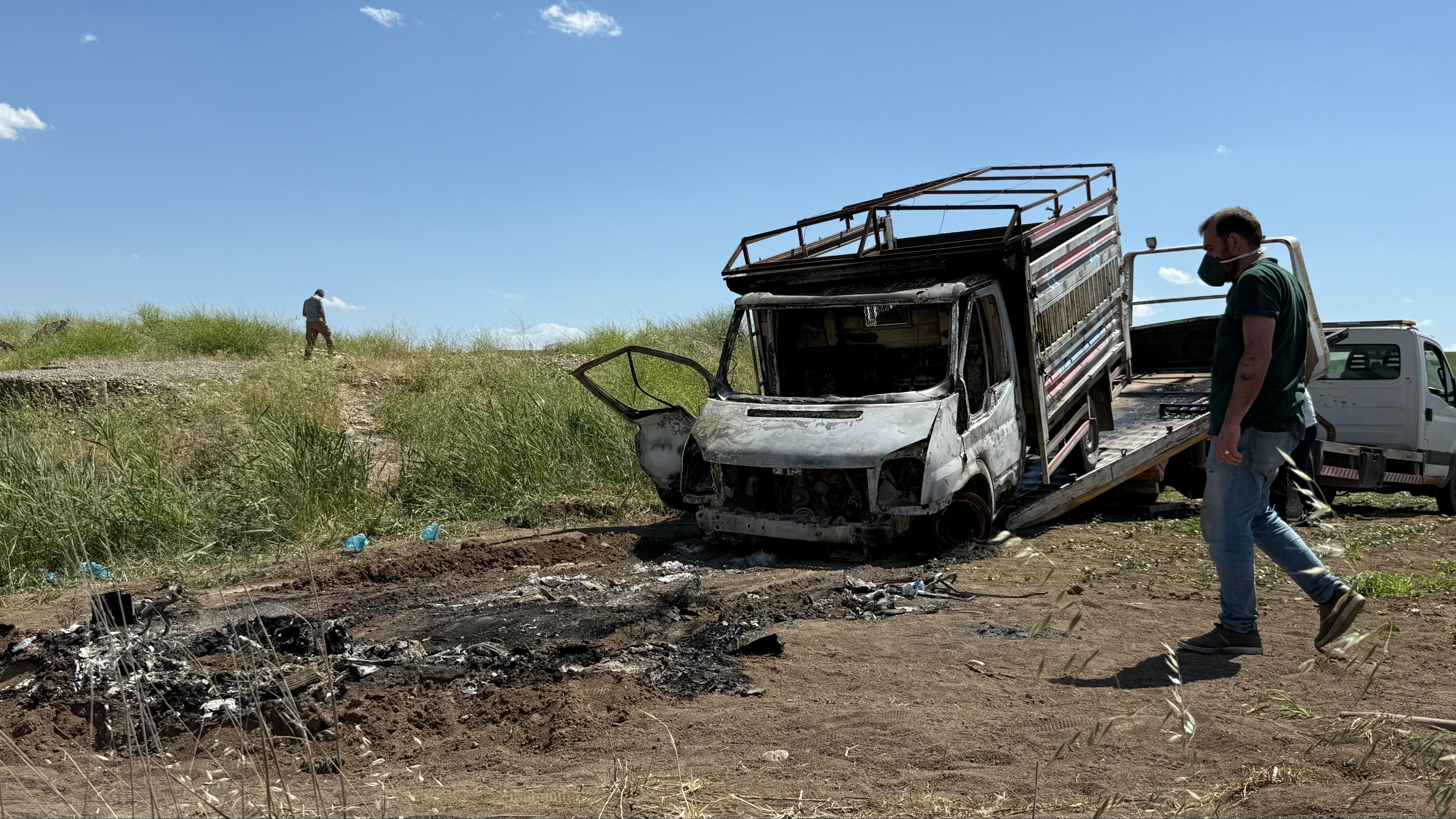 Baba ile 15 yaşındaki oğlu feci şekilde bulunmuştu: Çifte cinayette 3 tutuklama! - 1. Resim