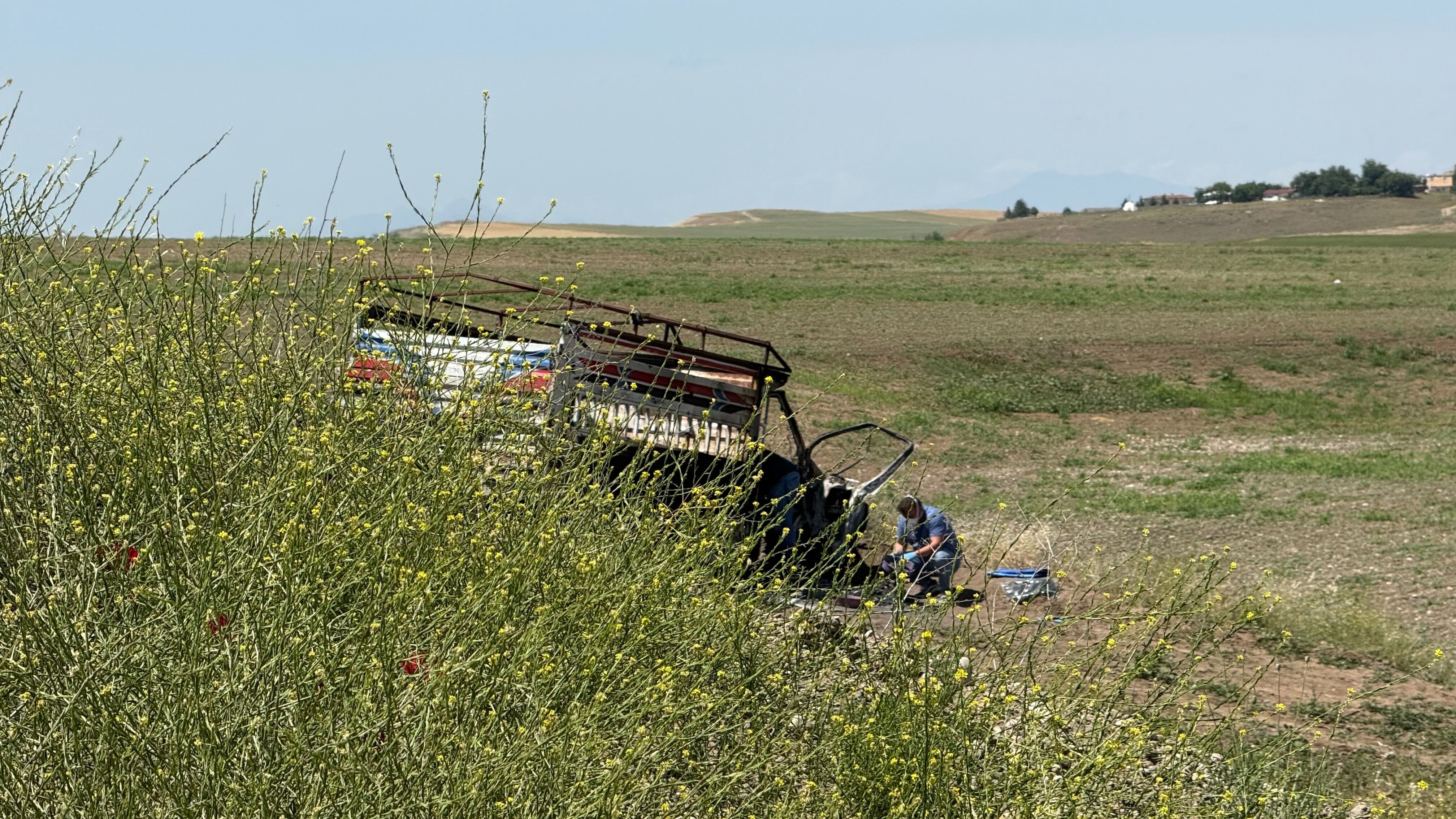 Baba ile 15 yaşındaki oğlu feci şekilde bulunmuştu: Çifte cinayette 3 tutuklama! - 2. Resim