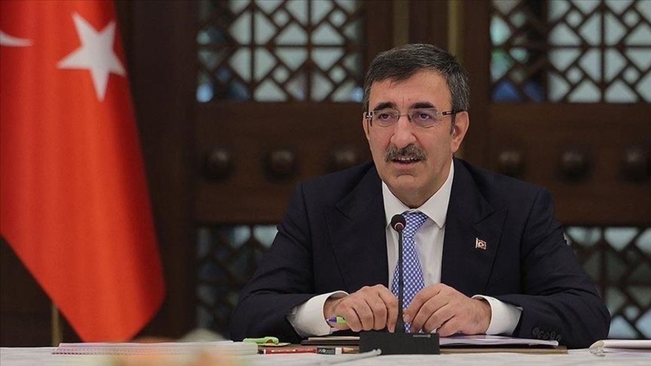 Cevdet Yılmaz, ABD ve AB'nin Suriye’ye yaptırımları kaldırılmasını değerlendirdi Cevdet Yılmaz, ABD ve AB'nin Suriye’ye yaptırımları kaldırılmasını değerlendirdi